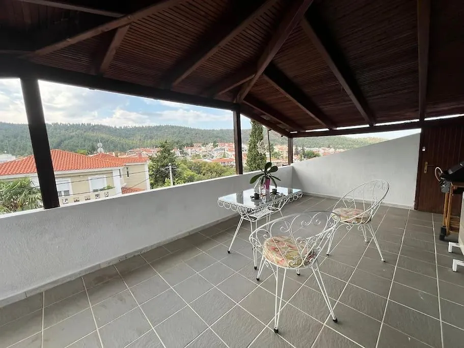 Attic With A View Apartment Thessaloniki Greece
